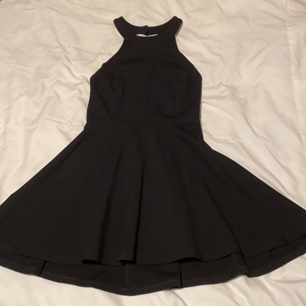 EUC Windsor skater backless dress